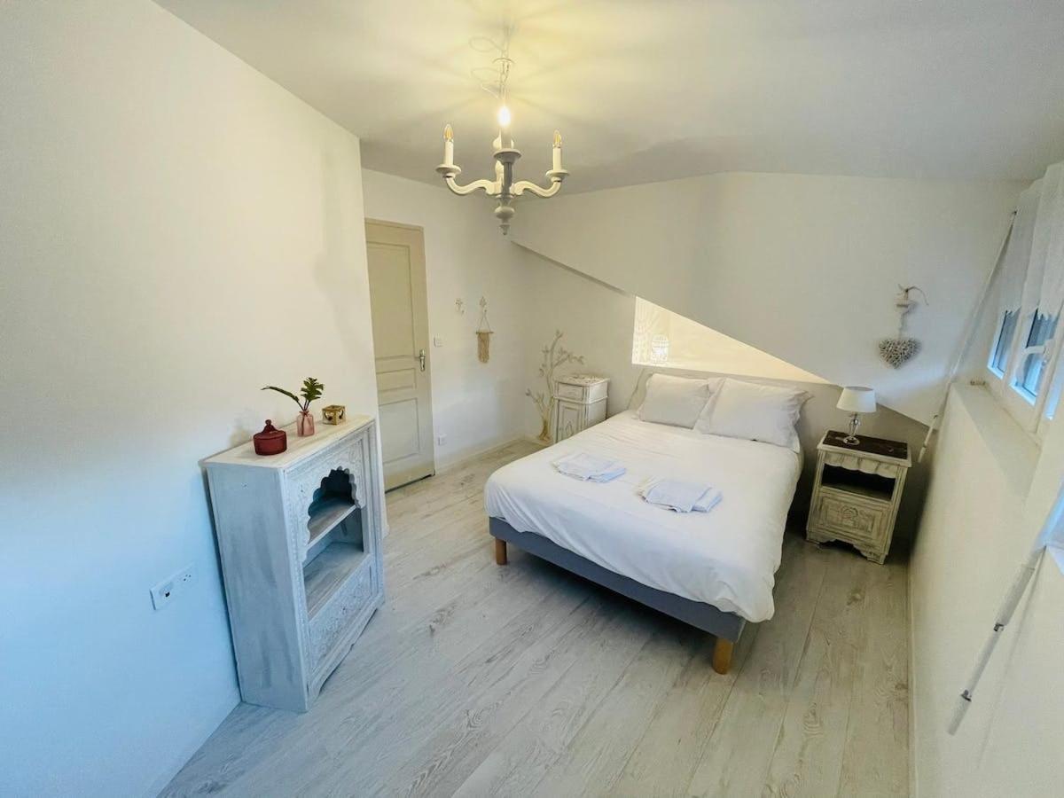 Magnifique Maison Dartiste La Maison Aerts Reims Bagian luar foto