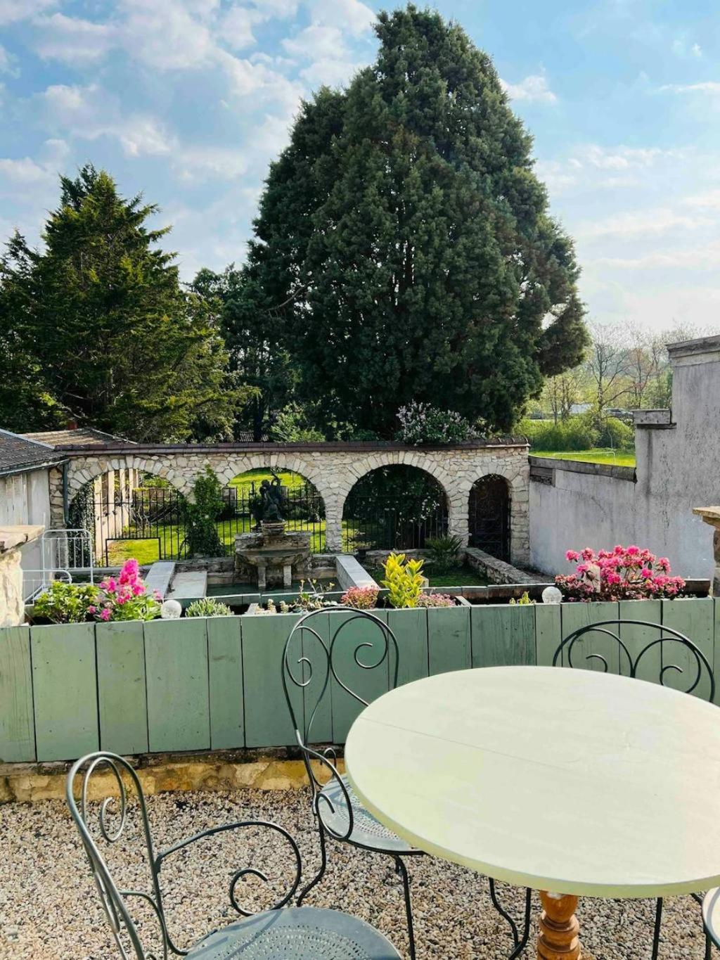 Magnifique Maison Dartiste La Maison Aerts Reims Bagian luar foto
