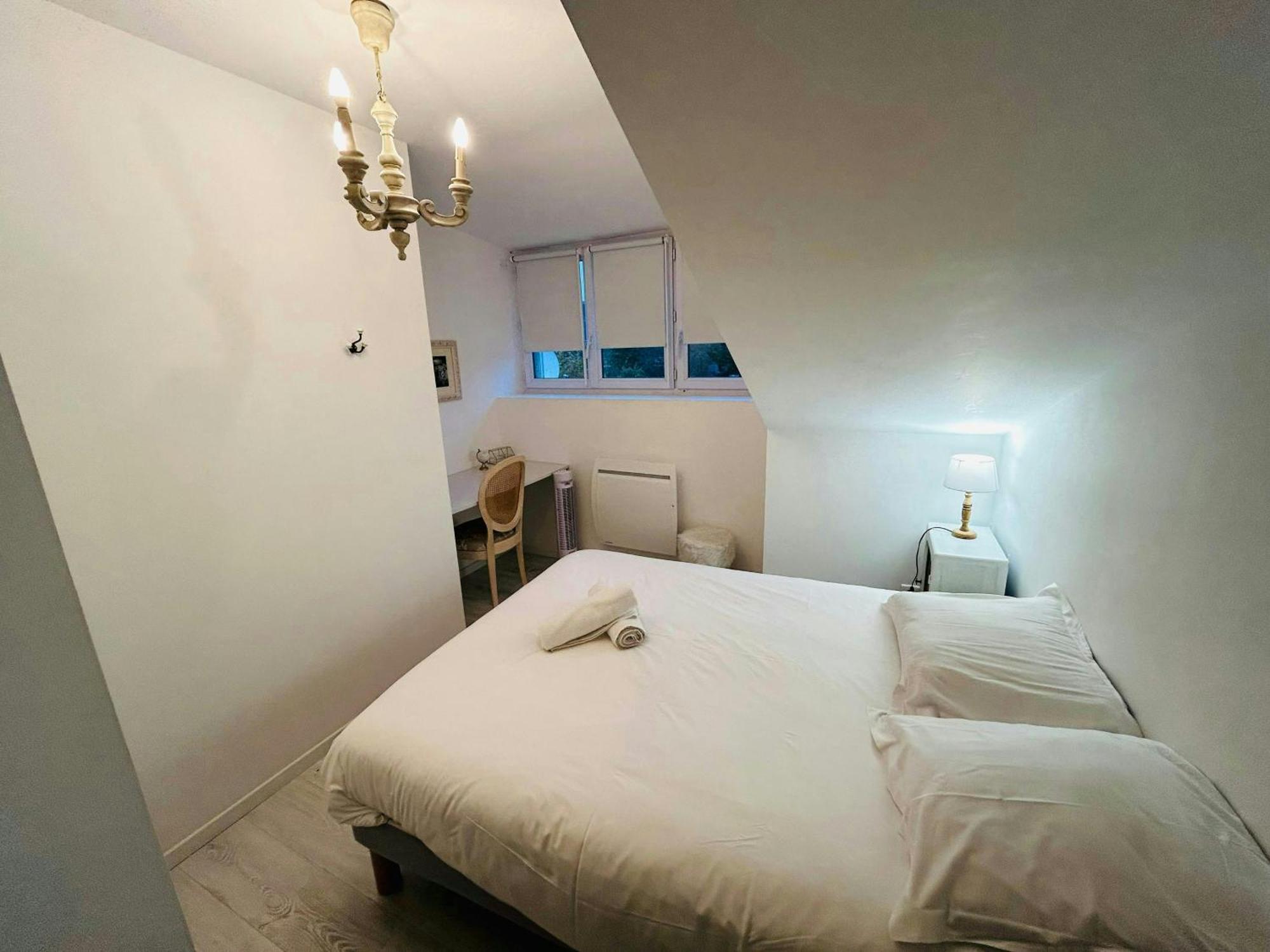 Magnifique Maison Dartiste La Maison Aerts Reims Bagian luar foto