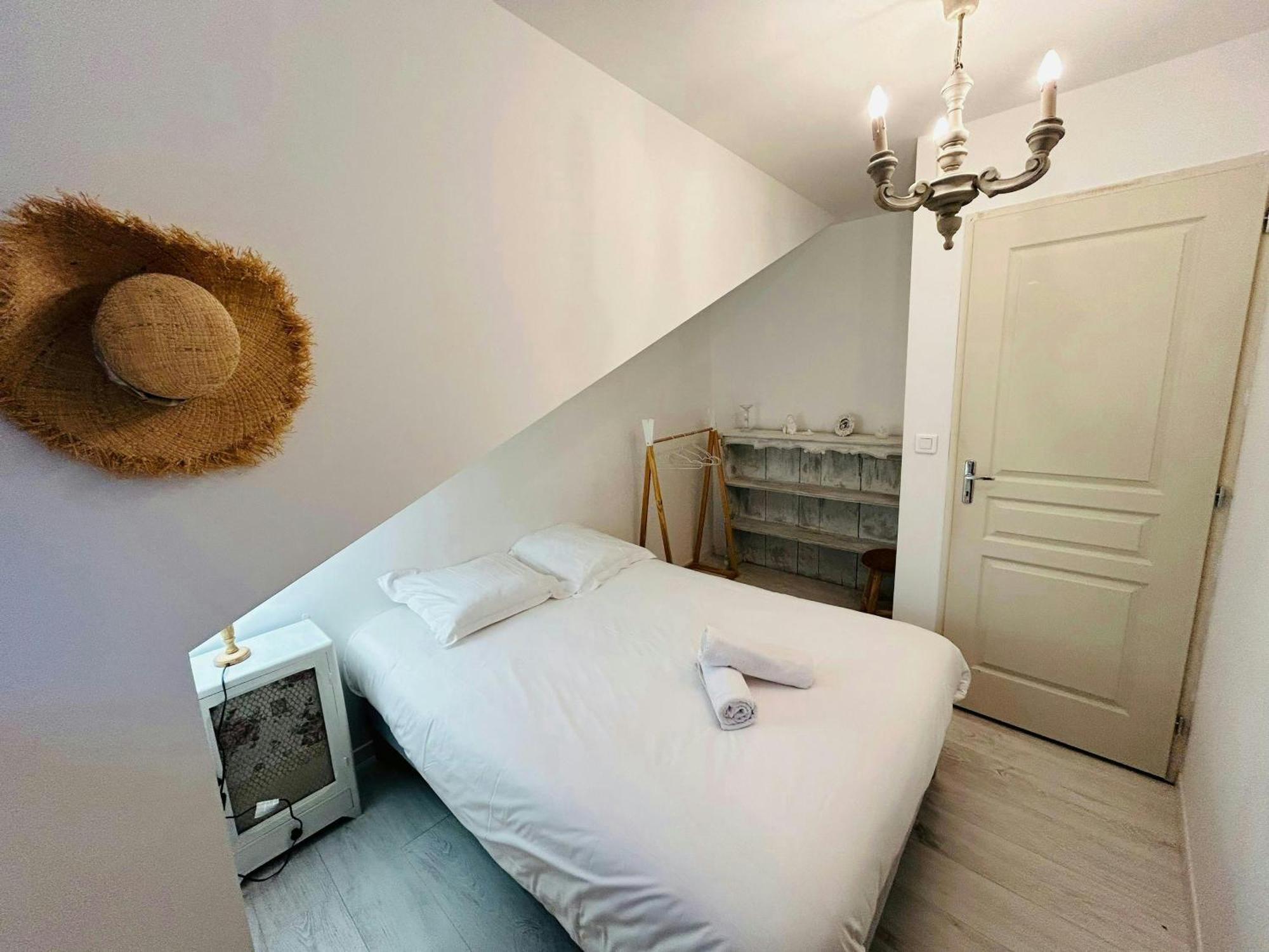 Magnifique Maison Dartiste La Maison Aerts Reims Bagian luar foto
