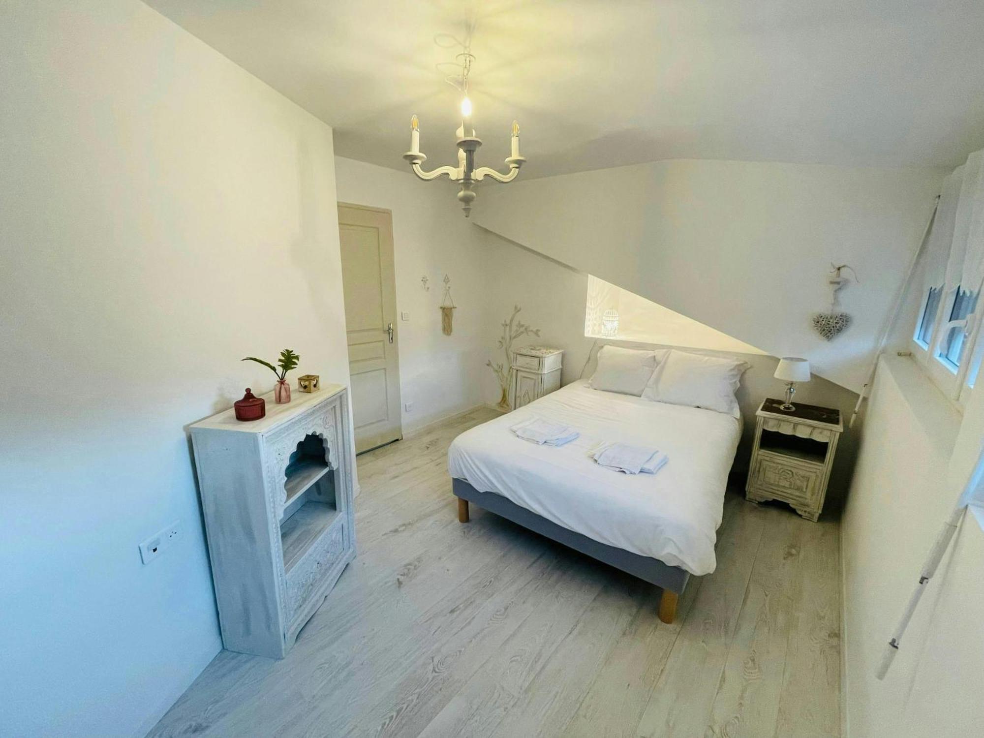 Magnifique Maison Dartiste La Maison Aerts Reims Bagian luar foto