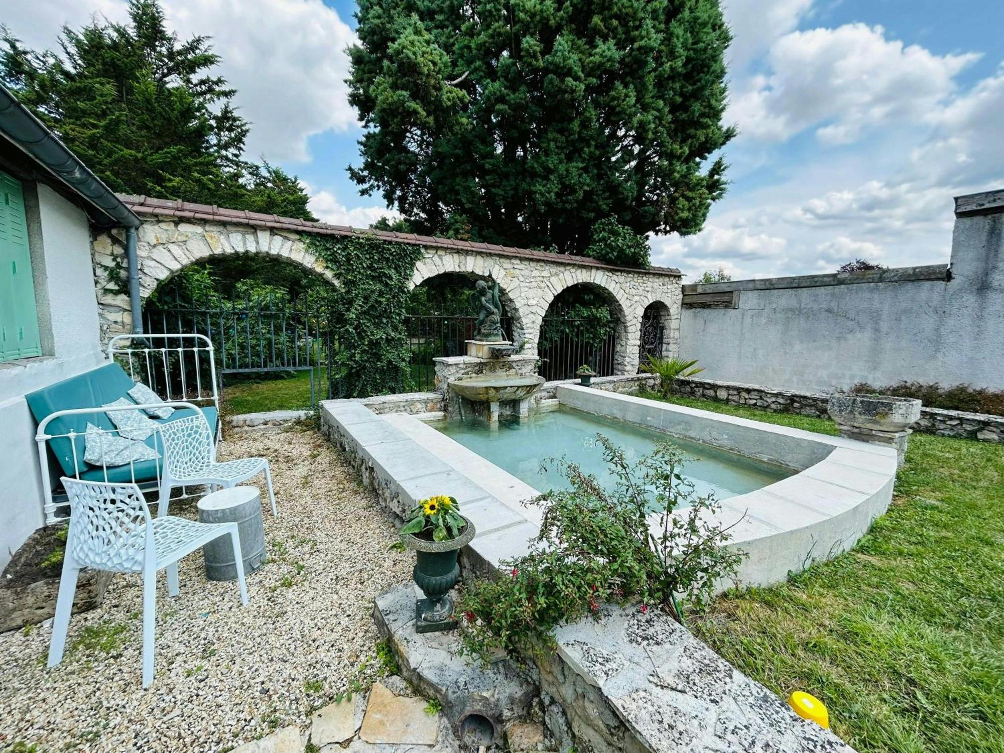 Magnifique Maison Dartiste La Maison Aerts Reims Bagian luar foto
