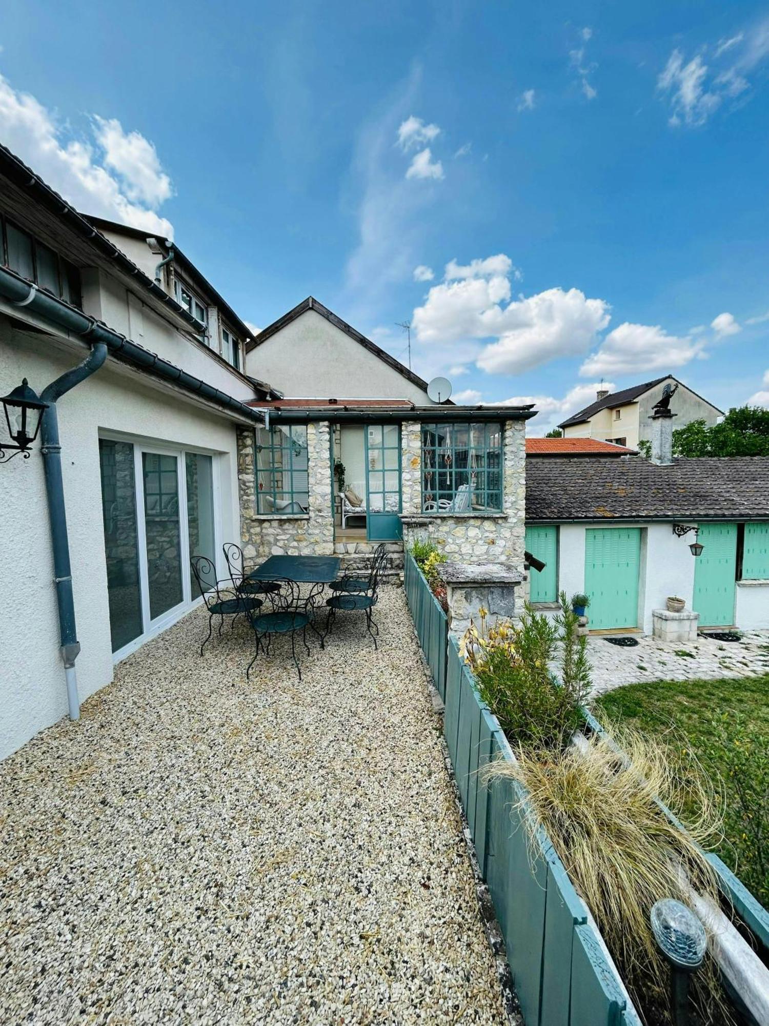 Magnifique Maison Dartiste La Maison Aerts Reims Bagian luar foto